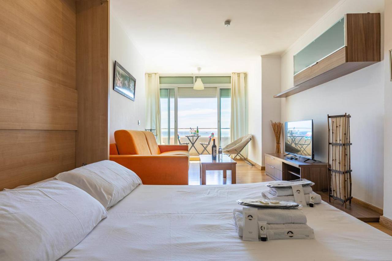 Apartamento El Velero Primera Linea Playa Lejlighed Torremolinos Eksteriør billede