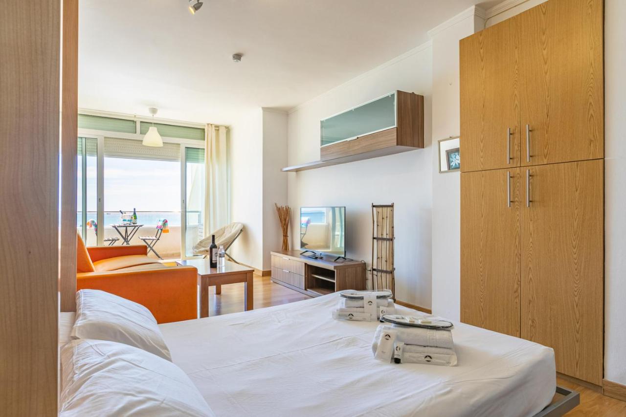 Apartamento El Velero Primera Linea Playa Lejlighed Torremolinos Eksteriør billede